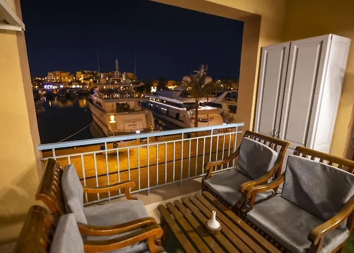 Superb Marina 2br 104 By Beit Fel Gouna Bfg